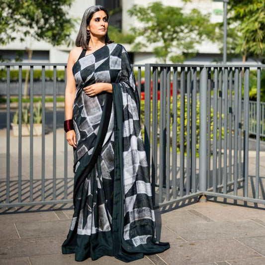 Svikriti | Saree